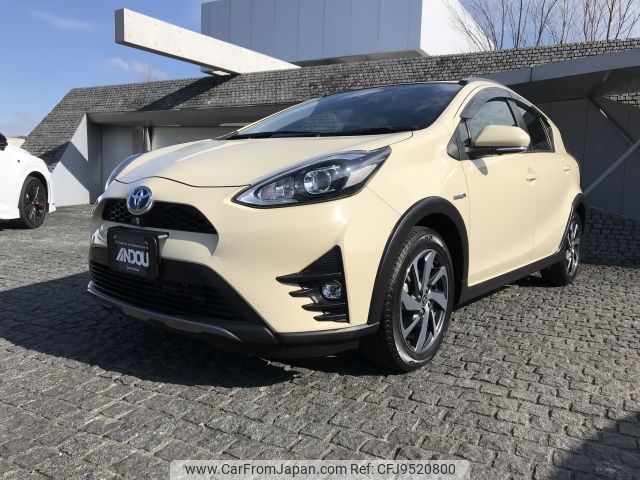 toyota aqua 2019 -TOYOTA--AQUA DAA-NHP10H--NHP10-6847490---TOYOTA--AQUA DAA-NHP10H--NHP10-6847490- image 1