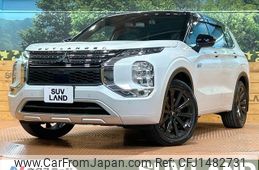 mitsubishi outlander-phev 2023 CFJ1482731