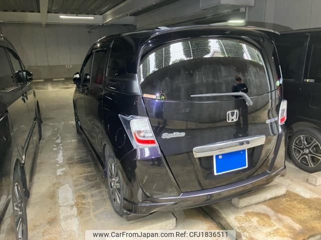 honda freed-spike-hybrid 2012 CFJ1836511 image 2