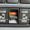 toyota voxy 2017 CFJ1772314 image 32