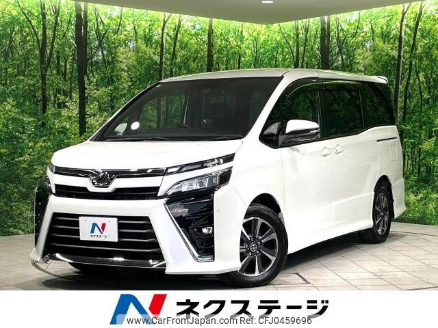 toyota voxy 2018 -TOYOTA--Voxy DBA-ZRR80W--ZRR80-0385826---TOYOTA--Voxy DBA-ZRR80W--ZRR80-0385826- image 1