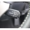 lexus is 2019 CFJ1652319 image 5