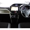 toyota noah 2018 quick_quick_DBA-ZRR80W_ZRR80-0407512 image 4