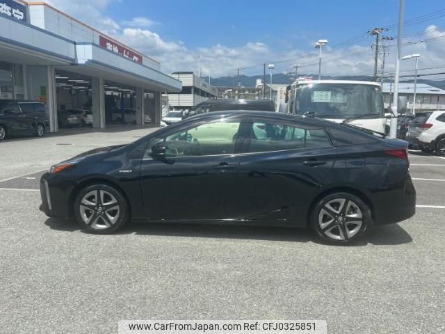 toyota prius 2019 quick_quick_DAA-ZVW51_ZVW51-6135783 image 2