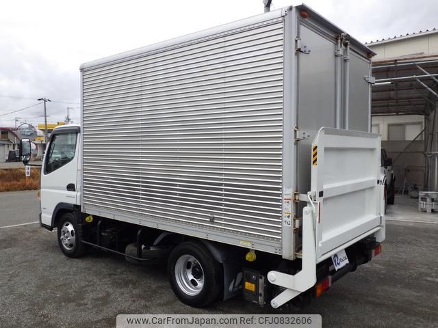 mitsubishi-fuso canter 2019 GOO_NET_EXCHANGE_0704331A30250304W001 image 2