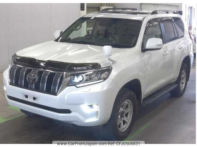 toyota land-cruiser-prado 2021 quick_quick_3BA-TRJ150W_0123266 image 1