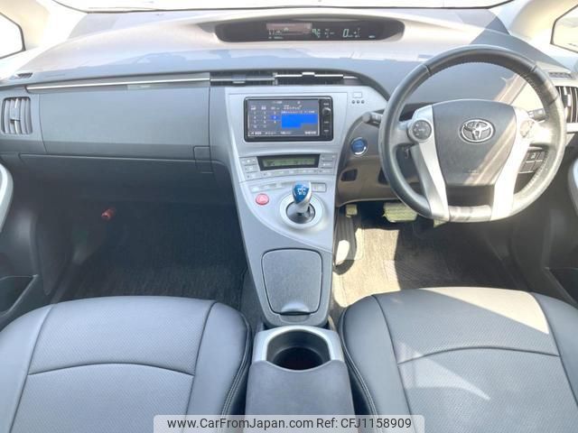 toyota prius 2015 quick_quick_ZVW30_ZVW30-1947316 image 2