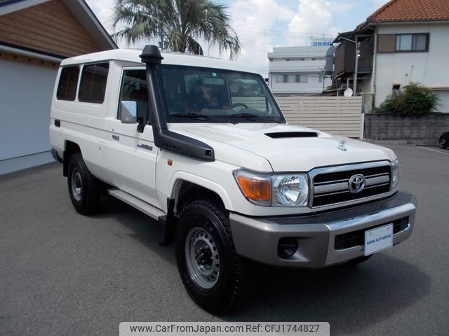 toyota landcruiser-70 2020 CFJ1744827 image 1