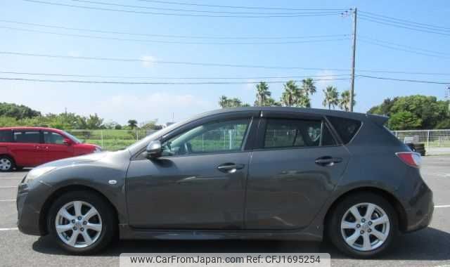 mazda axela 2011 CFJ1695254 image 2