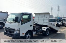 hino dutro 2017 CFJ1689801