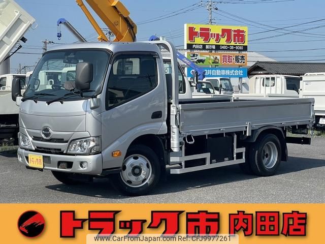 hino dutro 2019 GOO_NET_EXCHANGE_0508221A30240706W001 image 1