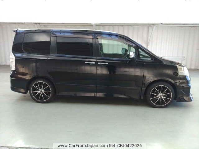 toyota noah 2011 ENHANCEAUTO_1_ea290515 image 2