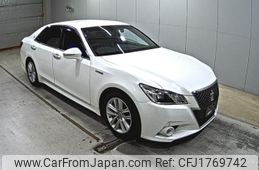 toyota crown 2015 CFJ1769742