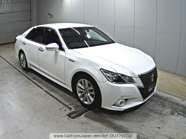 toyota crown 2015 CFJ1769742 image 1