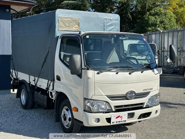 hino dutro 2018 GOO_NET_EXCHANGE_0509781A30241120W001 image 2