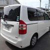 toyota noah 2013 quick_quick_DBA-ZRR70G_ZRR70-0559631 image 7