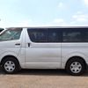 toyota hiace-van 2010 REALMOTOR_N2023070253F-12 image 3
