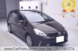 toyota prius-α 2013 CFJ1580374