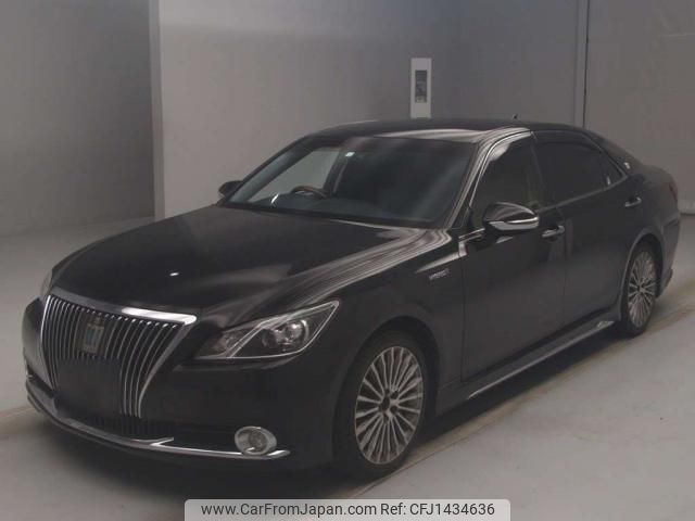toyota crown-majesta 2014 quick_quick_DAA-GWS214_6007283 image 2