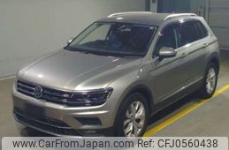 volkswagen tiguan 2019 -VOLKSWAGEN--VW Tiguan ABA-5NCZD--WVGZZZ5NZKW886955---VOLKSWAGEN--VW Tiguan ABA-5NCZD--WVGZZZ5NZKW886955-