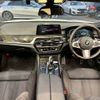 bmw 5-series 2018 CFJ1336731 image 2