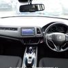 honda vezel 2016 N2025030090F-24 image 9