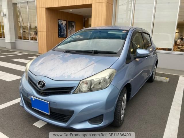 toyota vitz 2012 CFJ1836493 image 2