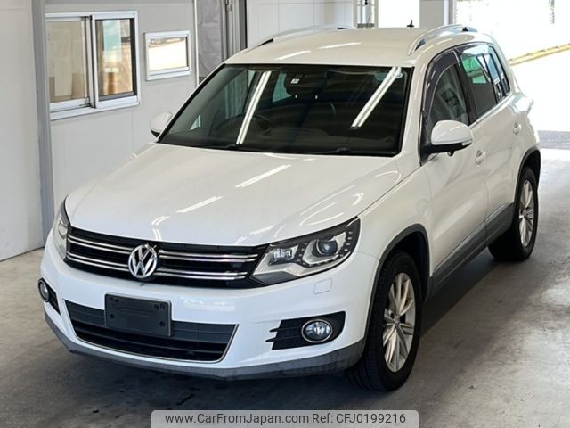 volkswagen tiguan 2011 -VOLKSWAGEN--VW Tiguan 5NCCZ-CW017864---VOLKSWAGEN--VW Tiguan 5NCCZ-CW017864- image 1