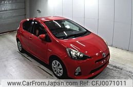 toyota aqua 2013 -TOYOTA--AQUA NHP10-6184412---TOYOTA--AQUA NHP10-6184412-