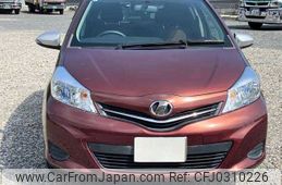 toyota vitz 2011 TE4220