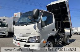 hino dutro 2017 quick_quick_TKG-XZC630T_XZC630-0001944