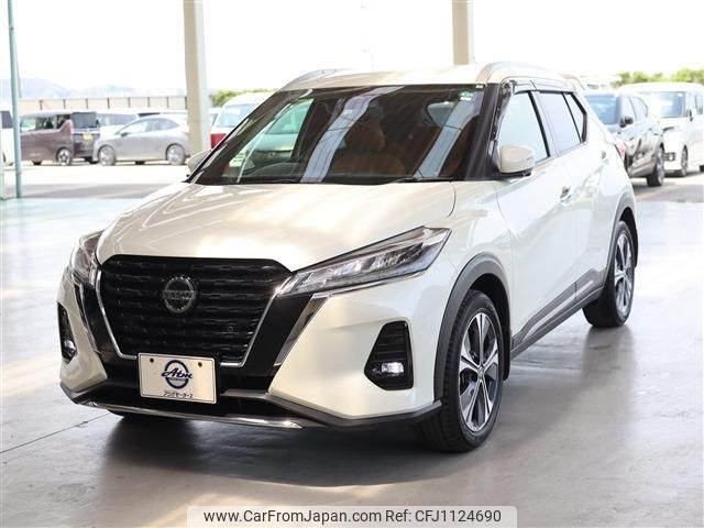 nissan kix 2022 quick_quick_6AA-P15_P15-045836 image 1