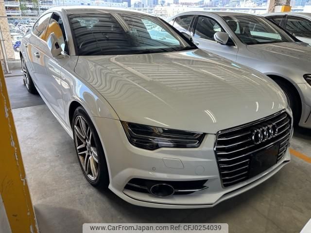 audi a7-sportback 2017 quick_quick_ABA-4GCYPC_WAUZZZ4G3HN068572 image 2