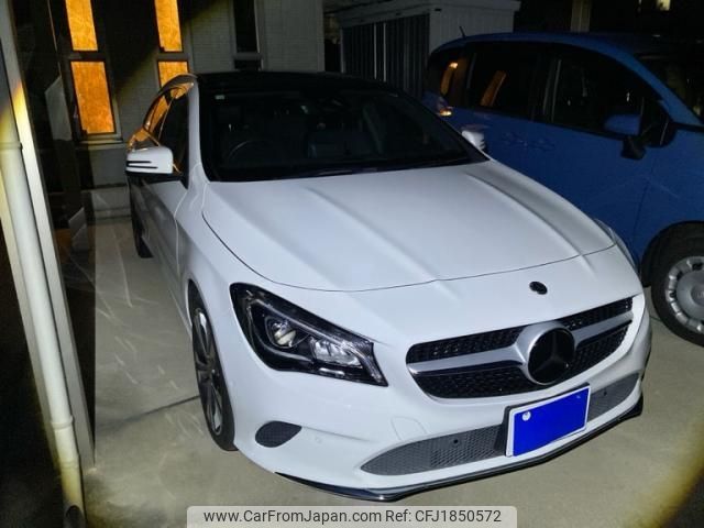 mercedes-benz cla-class 2018 CFJ1850572 image 2