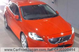 volvo v40 2019 -VOLVO--Volvo V40 MD4204T--K2562039---VOLVO--Volvo V40 MD4204T--K2562039-