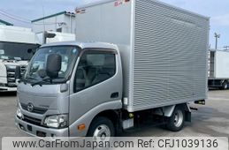 hino dutro 2018 CFJ1039136