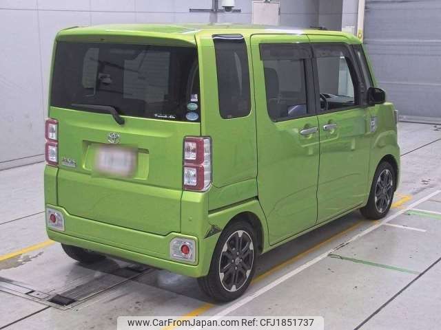 toyota pixis-mega 2017 CFJ1851737 image 2