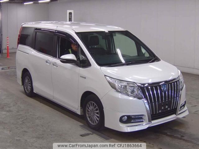 toyota esquire 2015 CFJ1863664 image 1