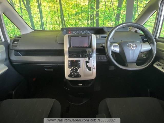 toyota voxy 2011 -TOYOTA--Voxy DBA-ZRR70W--ZRR70-0415808---TOYOTA--Voxy DBA-ZRR70W--ZRR70-0415808- image 2