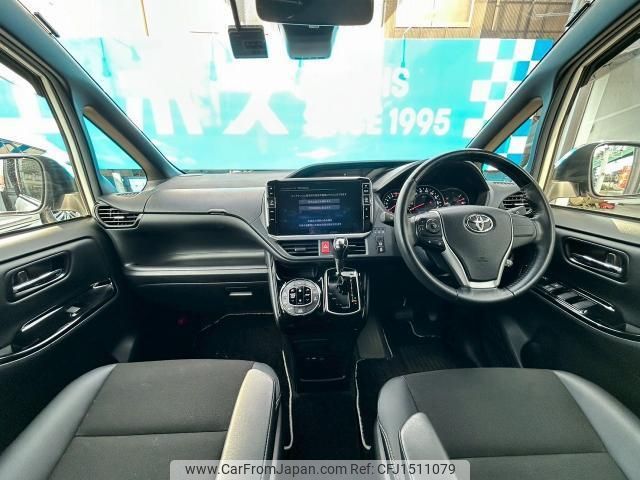 toyota noah 2021 CFJ1511079 image 2