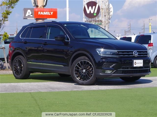 volkswagen tiguan 2018 -VOLKSWAGEN--VW Tiguan ABA-5NCZE--WVGZZZ5NZJW931712---VOLKSWAGEN--VW Tiguan ABA-5NCZE--WVGZZZ5NZJW931712- image 1