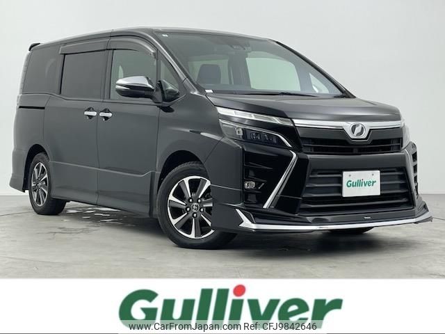 toyota voxy 2018 -TOYOTA--Voxy DBA-ZRR80W--ZRR80-0398444---TOYOTA--Voxy DBA-ZRR80W--ZRR80-0398444- image 1