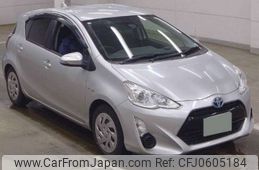 toyota aqua 2016 -TOYOTA 【札幌 530ﾕ8813】--AQUA DAA-NHP10--NHP10-6523490---TOYOTA 【札幌 530ﾕ8813】--AQUA DAA-NHP10--NHP10-6523490-