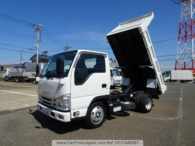 isuzu elf-truck 2023 CFJ1445987 image 2