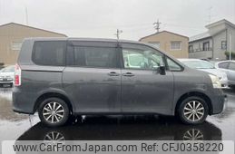 toyota noah 2007 NIKYO_YA97089