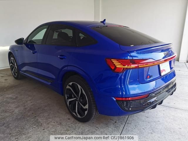 audi q8 2023 CFJ1861906 image 2