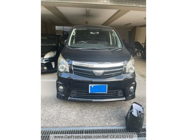 toyota noah 2013 -TOYOTA--Noah DBA-ZRR70W--ZRR70-0551025---TOYOTA--Noah DBA-ZRR70W--ZRR70-0551025- image 1