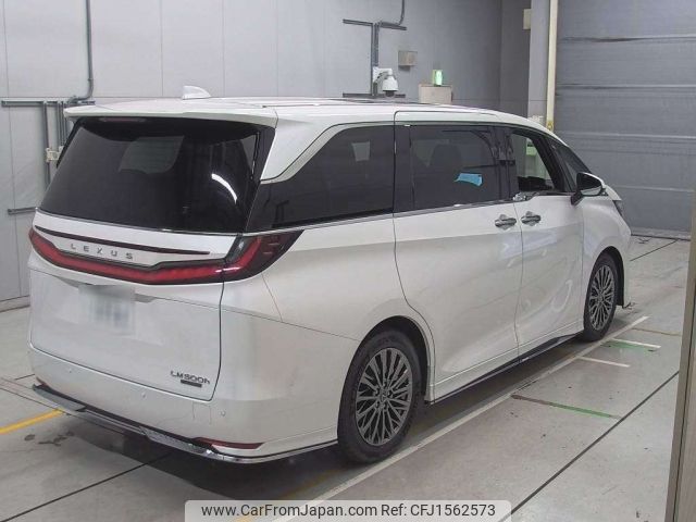 lexus lexus-lm 2025 CFJ1562573 image 2