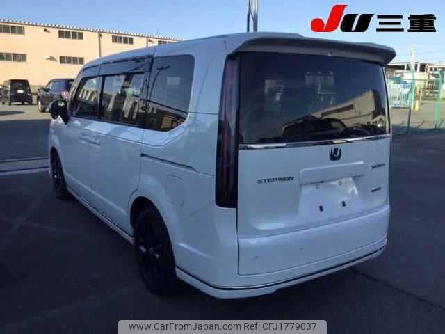 honda stepwagon 2022 CFJ1779037 image 2