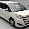 toyota noah 2017 CFJ1771881 image 1
